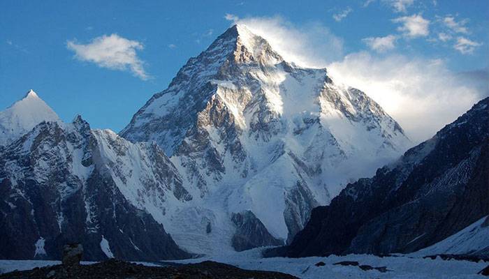 پاکستان کے بلند ترین پہاڑ کے ٹو پر خوفناک حادثہ