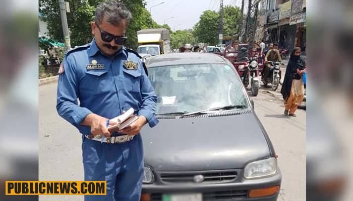 لاہور: 100 بار سگنل توڑنے والی گاڑی پکڑی گئی
