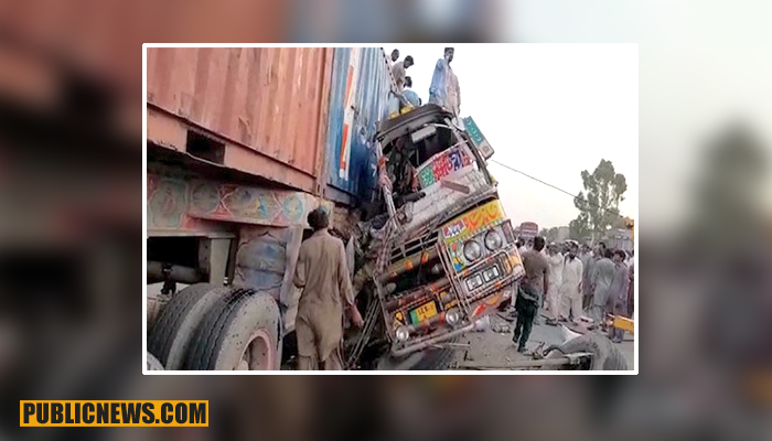 ڈیرہ غازی خان : بس اور ٹرک میں تصادم ، 28 جاں بحق