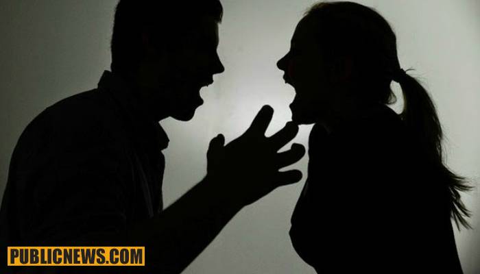 بیوی کے نہ نہانے پر شوہر نے طلاق کا مطالبہ کر دیا