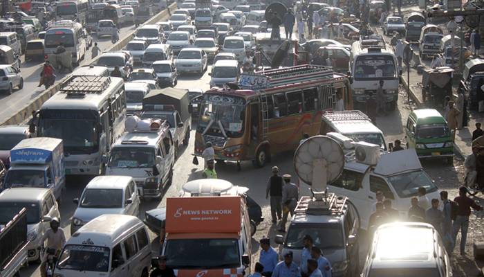 کالعدم جماعت کا احتجاج: اسلام آباد، پنڈی میں کئی سڑکیں بند