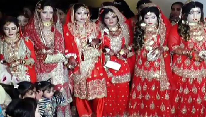 ملتان میں 6 بھائیوں کی 6 بہنوں سے اجتماعی شادی