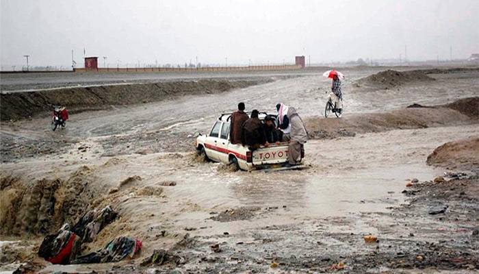 بلوچستان کے ساحلی علاقوں میں بارش سے تباہی، کچے مکانات منہدم