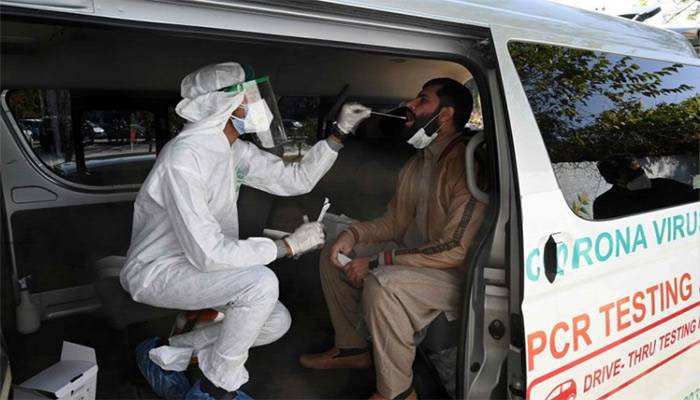 کورونا وائرس کی پانچویں لہر میں تیزی، لاہور متاثر ہونے لگا