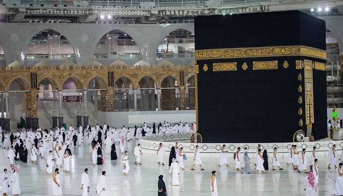 عمرہ زائرین کو اب آن لائن ویزا حاصل کرنا ہوگا
