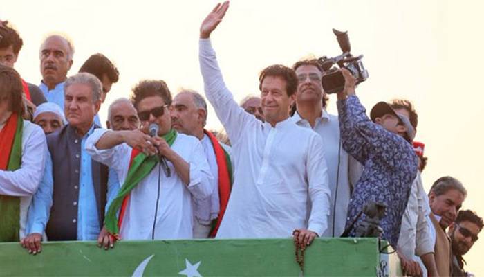 عمران خان کی حکومت کو 6 دن کی مہلت