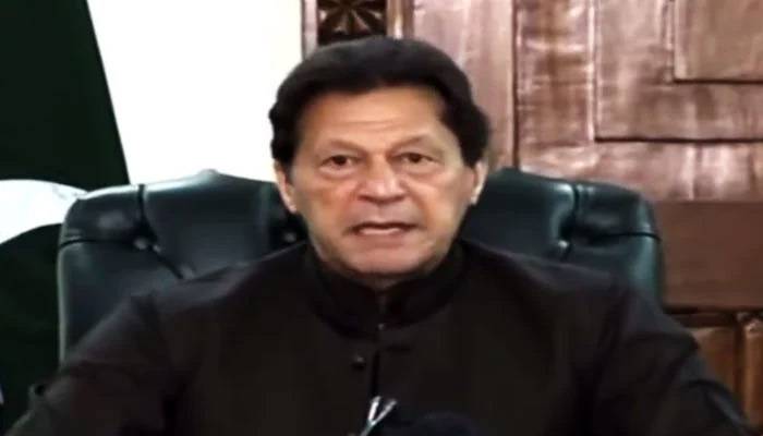 عمران خان کا انتخابی اصلاحات ، نیب ترامیم چیلنج کرنے کا فیصلہ