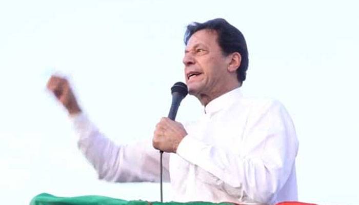 پشاور جلسے میں سرکاری وسائل کا استعمال ، عمران خان کو نوٹس جاری