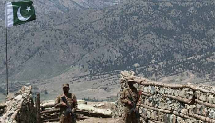 کرم: سرحد پار افغانستان سے دہشتگردوں کی فائرنگ ، 3 جوان شہید