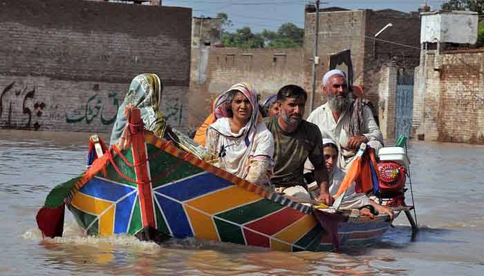 انگلینڈ کرکٹ ٹیم پاکستانی سیلاب متاثرین کی امداد کا فیصلہ