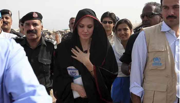 انجلینا جولی ایک بار پھر سیلاب متاثرین کی مدد کیلئے پاکستان آئیں گی