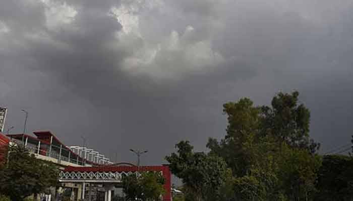 مری، گوجرانوالہ اور لاہور میں بارش کا امکان