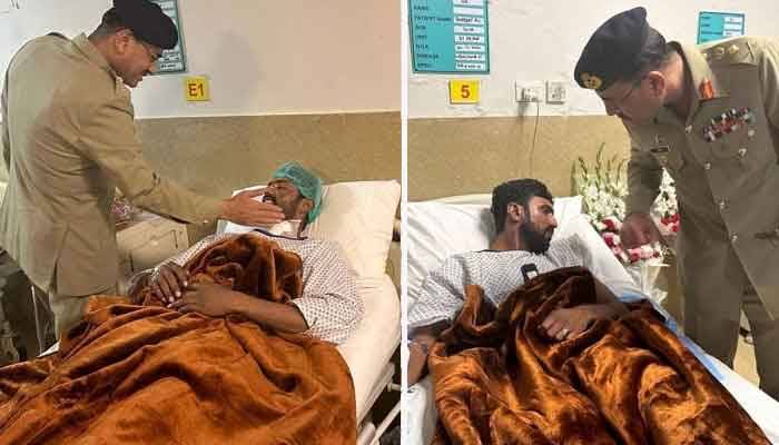 آرمی چیف کا سی ایم ایچ راولپنڈی کا دورہ،بنوں آپریشن کے زخمی جوانوں کی عیادت