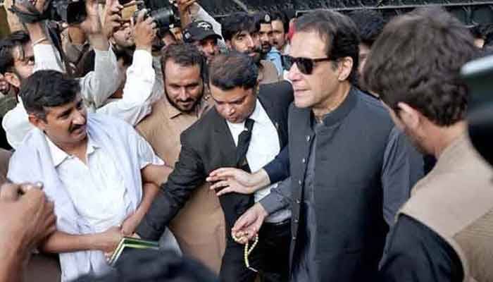 عمران خان کیخلاف توہین الیکشن کمیشن کی کارروائی جاری رکھنے کی اجازت