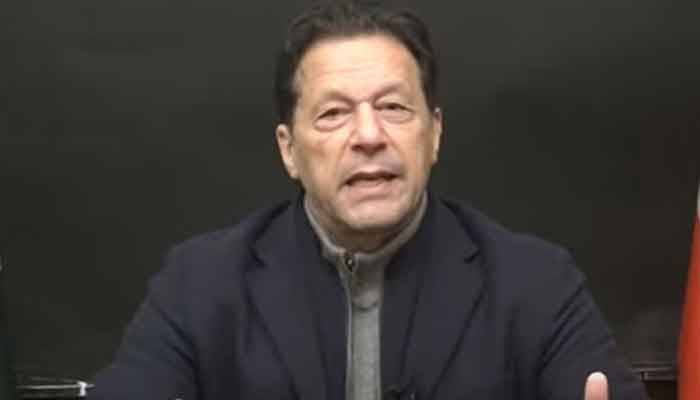 'پی ٹی آئی کی سینیئر قیادت سے دہشت گردوں جیسا سلوک کیا جا رہا ہے'