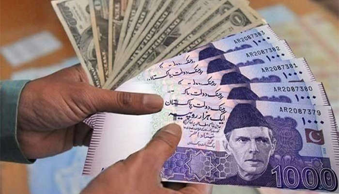 امریکی کرنسی کی قدر میں 7 روپے 9 پیسے کمی واقع