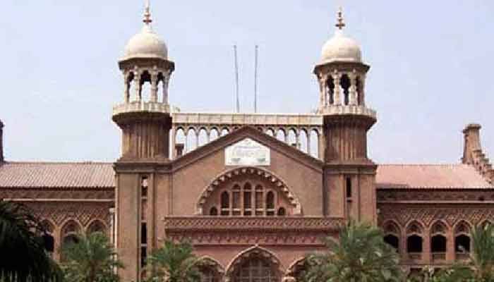 لاہور ہائیکورٹ نے آئی جی جیل خانہ جات مبشر احمد خان کو بحال کردیا