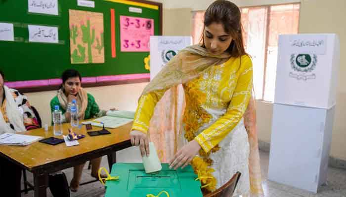 الیکشن کمیشن کا 14 مئی کو پنجاب میں عام انتخابات کروانے کا فیصلہ