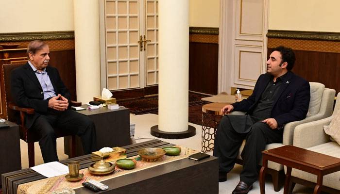 وزیر اعظم سے بلاول بھٹو کی ملاقات، ملکی سیاسی صورتحال پرگفتگو