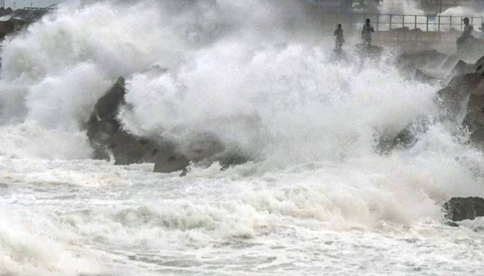 سمندری طوفان بیپر جوائے: محکمہ موسمیات نے 21واں الرٹ جاری کر دیا