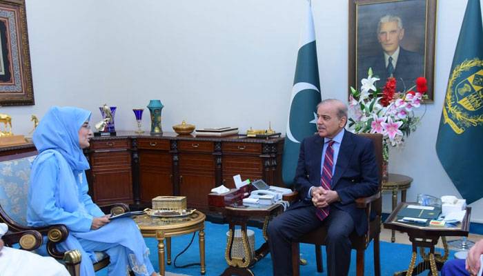 وزیرِ اعظم سے ڈاکٹر عافیہ صدیقی کی بہن کی ملاقات، امریکی ویزے میں حکومتی معاونت پر شکریہ ادا کیا