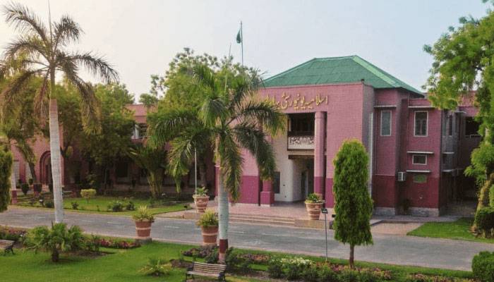 اسلامیہ یونیورسٹی بہاولپور سکینڈل ، حساس اداروں کی تحقیقاتی رپورٹ سامنے آگئی