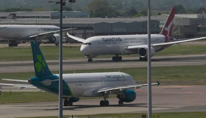 برطانیہ میں ایئر ٹریف کنٹرول سسٹم میں فنی خرابی ،سینکڑوں پروازیں منسوخ