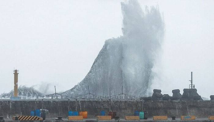 تائیوان میں سمندری طوفان سے تقصان ، 190 افراد زخمی