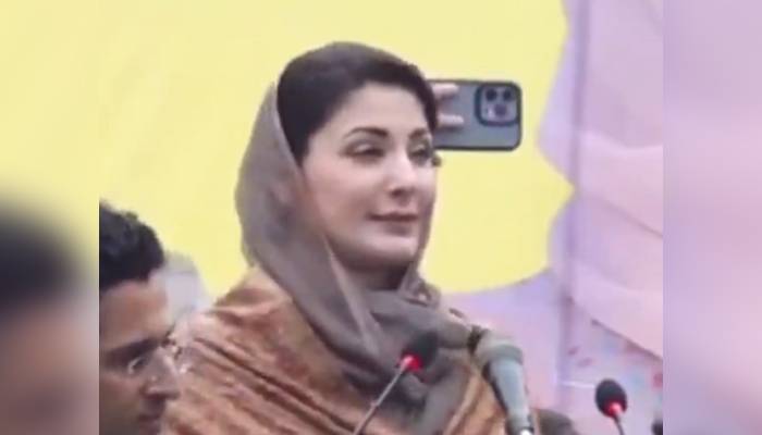 مریم نواز کے خطاب میں پی ٹی آئی کا گانا چل گیا!