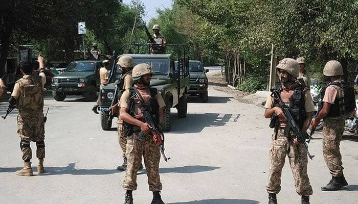 ڈی آئی خان: سیکیورٹی فورسز کا آپریشن، 1 انتہائی مطلوب دہشتگرد سمیت 2 جہنم واصل