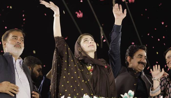  مریم نواز  وزیر اعلیٰ بننے پر 16رُکنی کابینہ بنائیں گی 