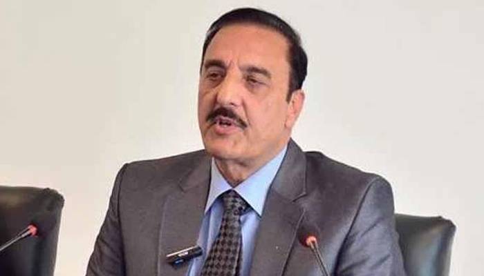 غلط الزامات لگانے پر شرمندہ ہوں، سابق کمشنر راولپنڈی نے معافی مانگ لی