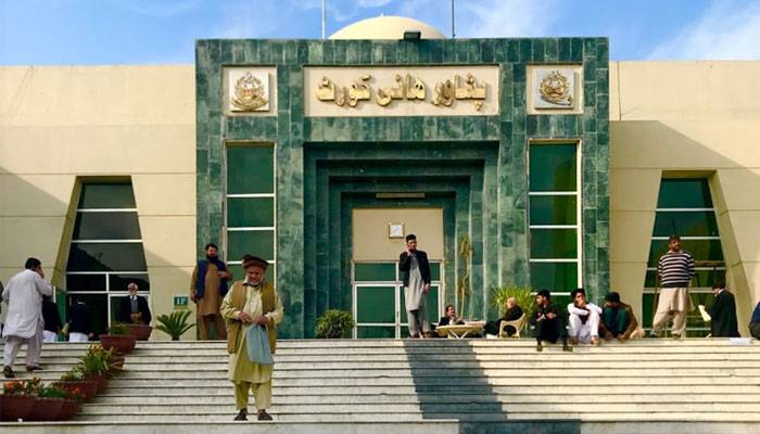 پشاور ہائیکورٹ: سنی اتحاد کونسل کی مخصوص نشستوں کیخلاف حکم امتناع میں توسیع