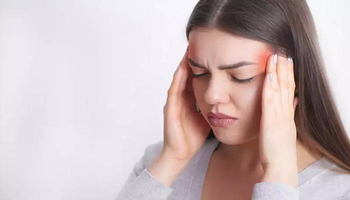 آدھے سر میں درد کیوں ہوتا ہے؟ کیسے بچا جاسکتا ہے؟