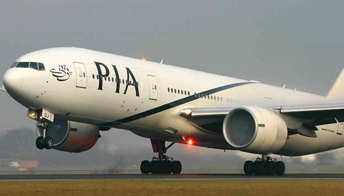 پی آئی اے طیارے کی اسلام آباد آمد، 50مسافر جدہ میں رہ گئے