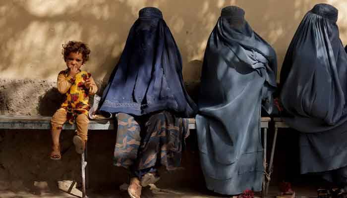 افغانستان کی معیشت سنگین پستی اور مشکلات کا شکار