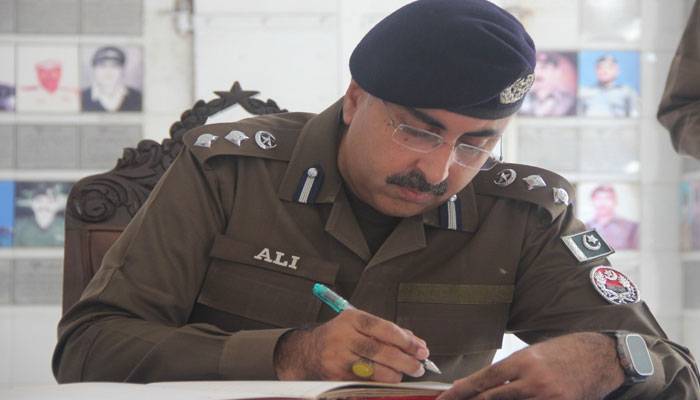 علی ناصر رضوی ضمنی الیکشن کے بعد آئی جی اسلام آباد کا چارج سنبھالیں گے
