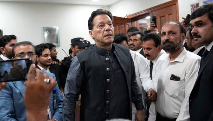 ٹیریان کیس میں عمران خان کی نااہلی کی درخواست ناقابل سماعت ہونے کا تفصیلی فیصلہ جاری
