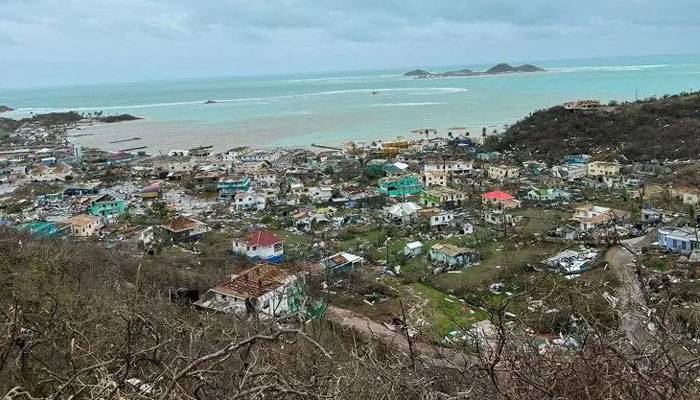 سمندری طوفان ’بیرل‘ نے یونین آئی لینڈ میں تباہی مچادی