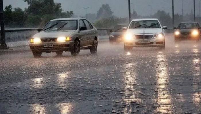 لاہورسمیت مختلف شہروں میں بارش، موسم خوشگوار، مزید بارشوں کی پیشگوئی