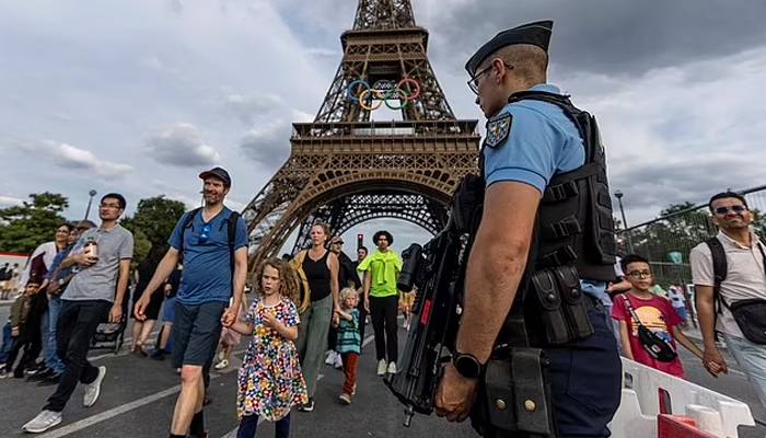 paris olympics opening ceremony in chaos