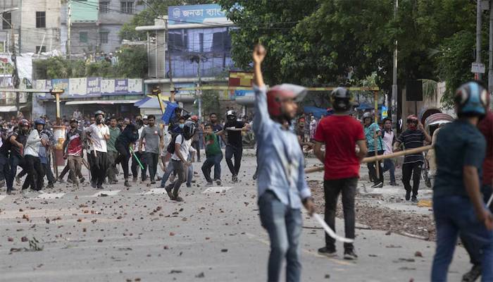 بنگلہ دیش میں احتجاج ختم نہ ہوسکا، مطالبات کی منظوری کیلئے 48 گھنٹے کا الٹی میٹم