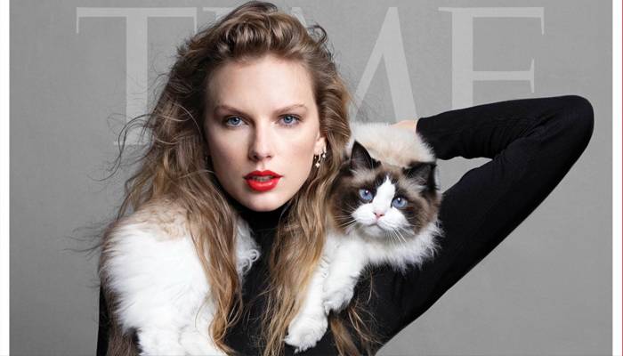 tylor swift with her cat