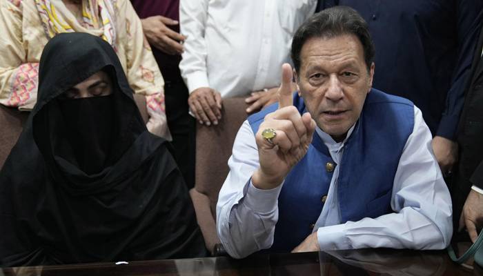 عمران خان اور بشریٰ بی بی کے خلاف190ملین پاؤنڈکیس میں اہم پیشرفت