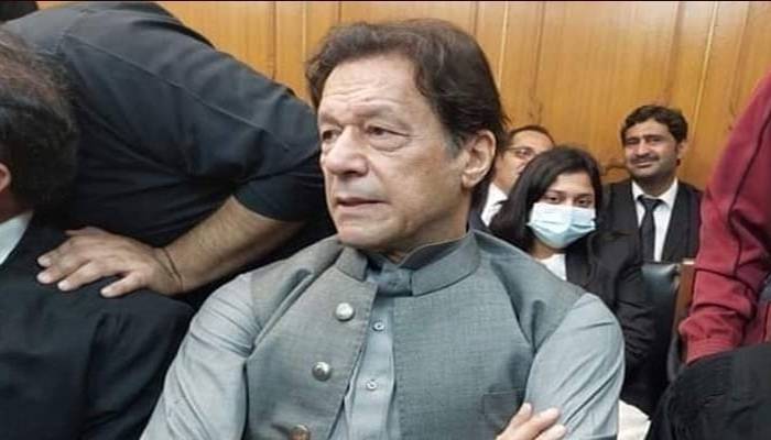 عمران خان سے ملاقات کی اجازت دینے میں فوجی افسران مداخلت نہیں کرتے،وفاقی حکومت