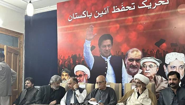 تحریک تحفظ آئین پاکستان کا ترنول میں جلسے کا فیصلہ، اچکزئی سمیت ساری قیادت روانہ