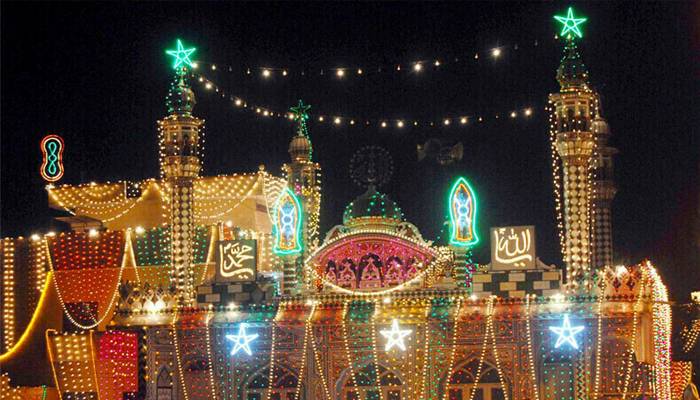 دنیا کے دیگر ممالک میں جشن عید میلاد النبی ﷺ کس طرح منایا جاتا ہے؟