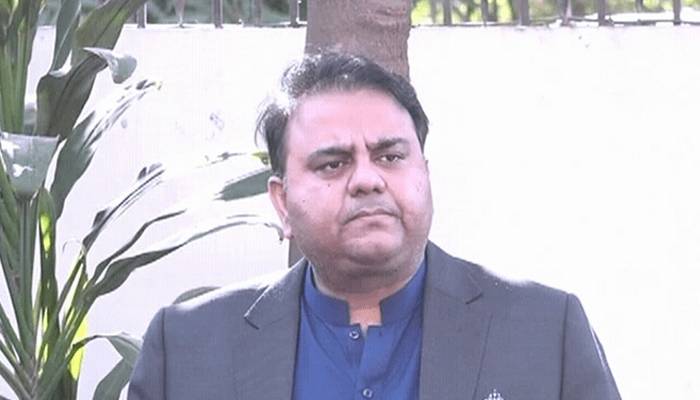 عمران خان کی سیاسی حیثیت کو تسلیم کرنا ہوگا، فوادچودھری
