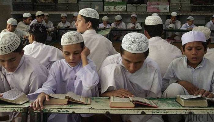 موجودہ نظامِ مدارس برقرار رکھا جائے، مدارس عربیہ کے اجتماع میں متفقہ قرارداد منظور