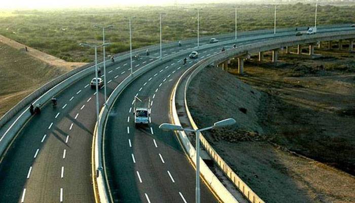 موٹروے پر سفر کرنیوالوں کیلئے خوشخبری ،ایم ٹیگ مفت حاصل کریں 